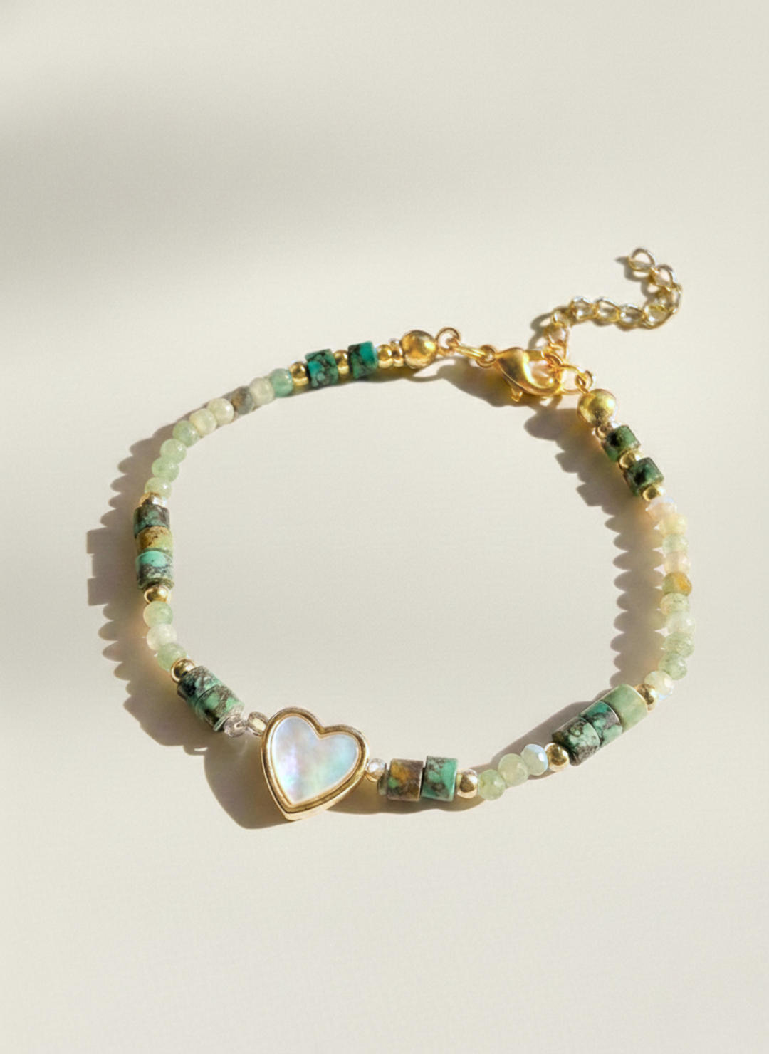 צמיד אבנים לב