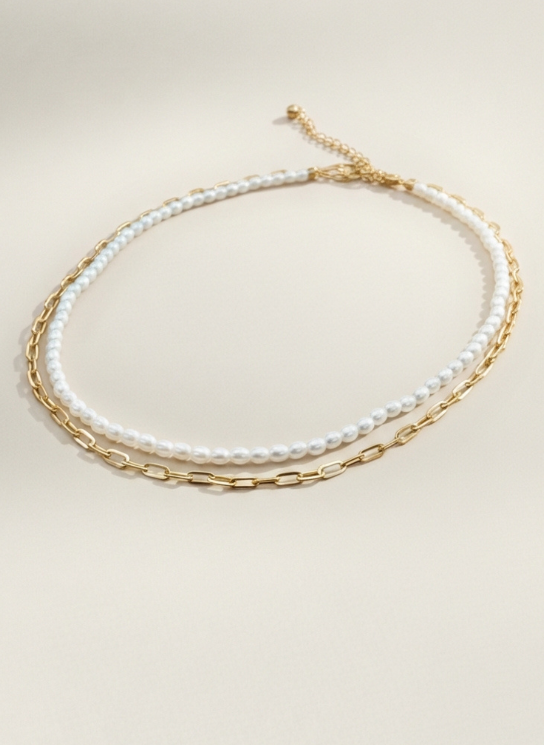 שרשרת לולאות פנינים כפולה זהב