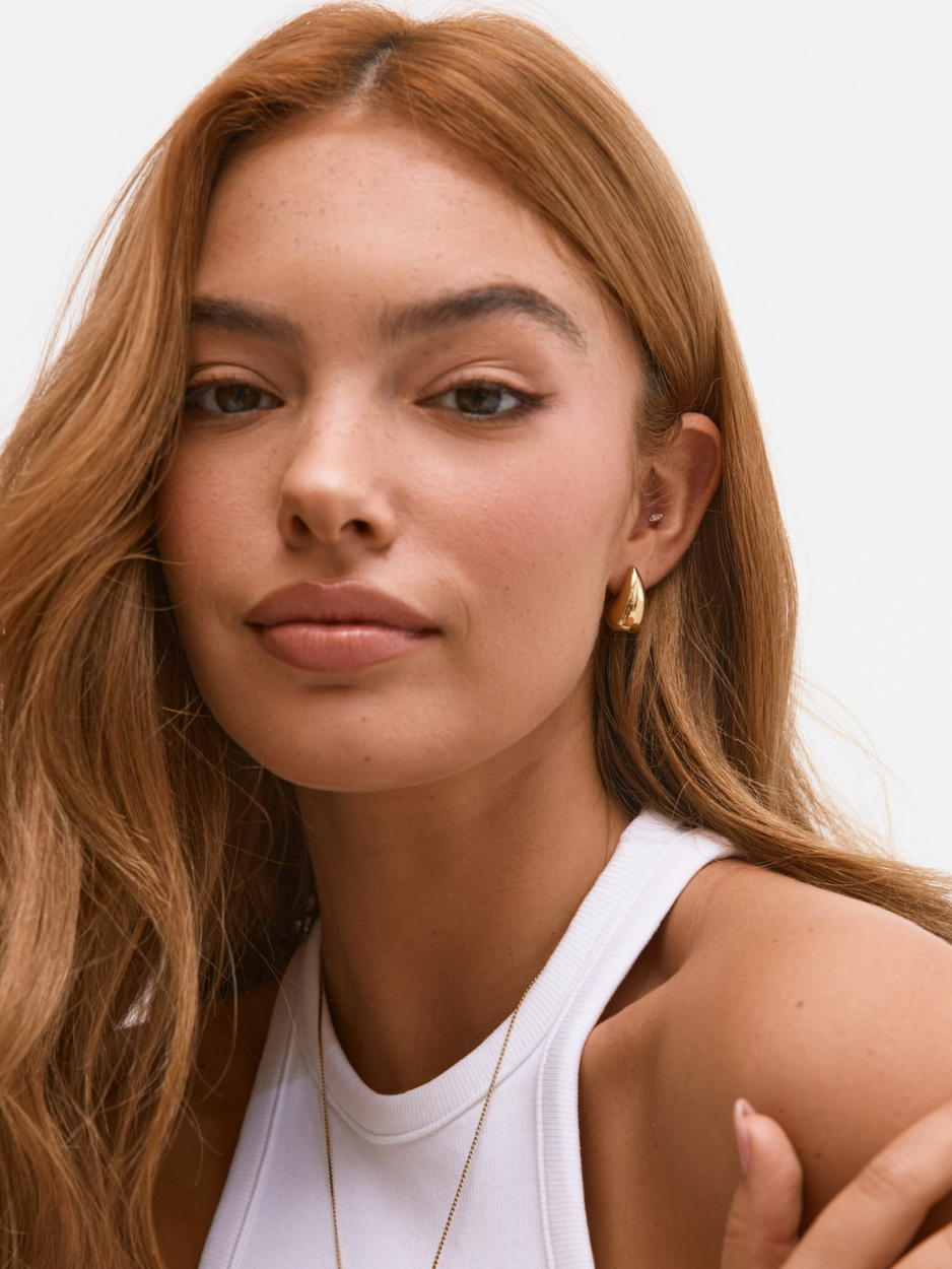 זוג עגילי טיפה זהב