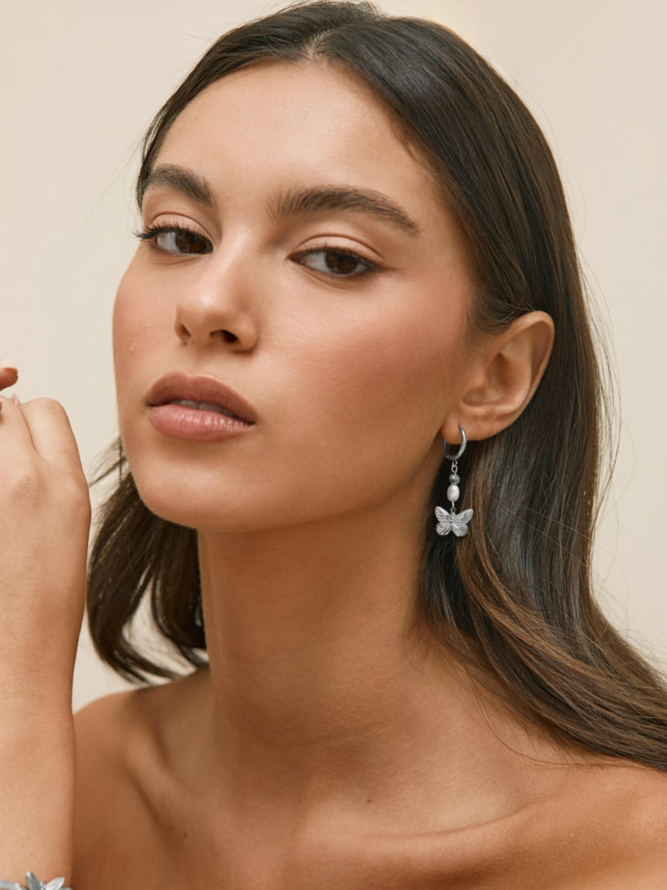 זוג עגילי קלואי פרפר כסף