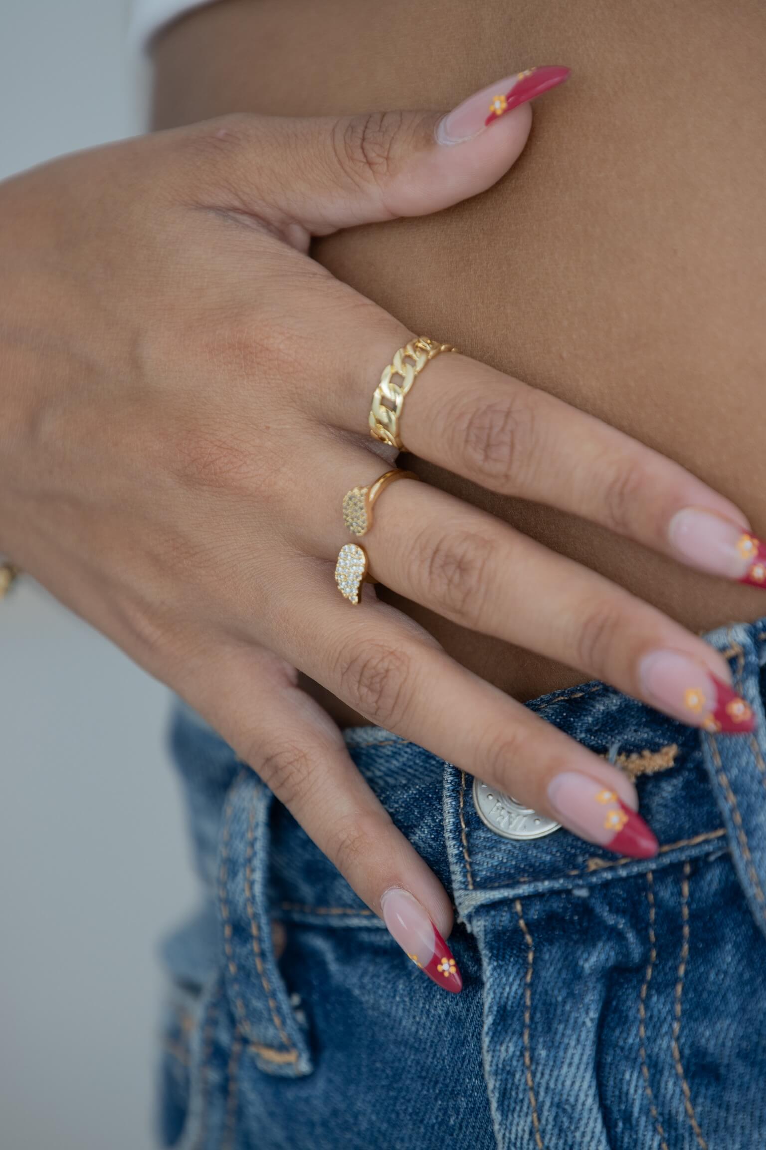 טבעת כנפיים זהב מתכווננת