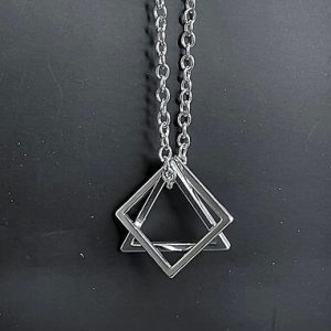 שרשרת פירמידה