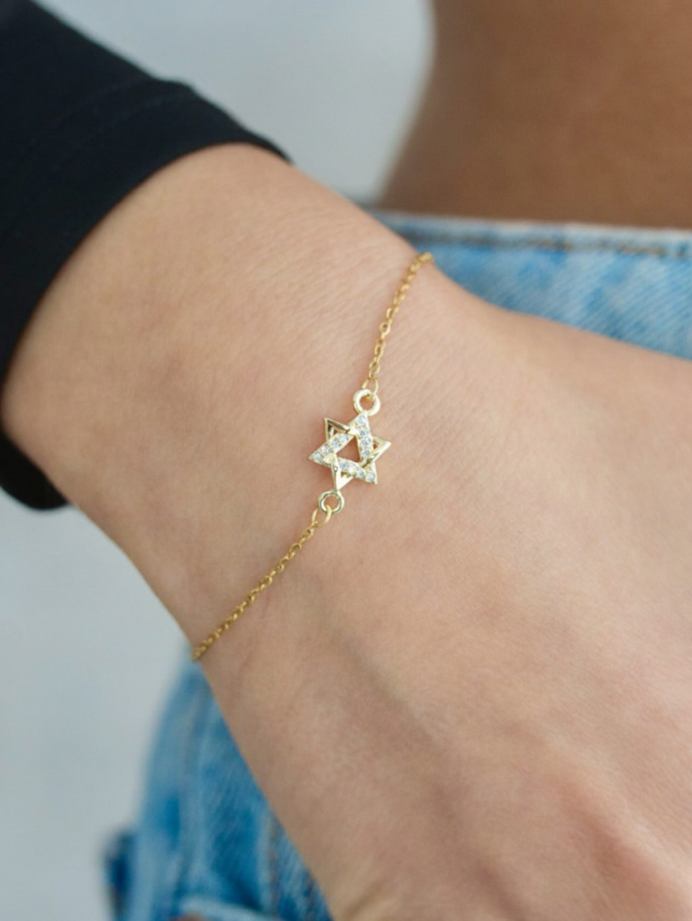 צמיד מגן דוד חצי משובץ זהב 3